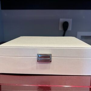 Elegant Cream Jewelry Box